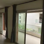 City Center Cozy Apt