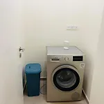 City Center Cozy Apt